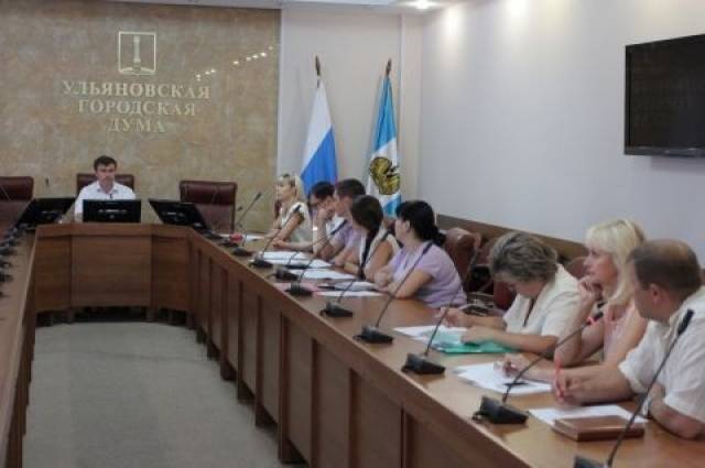 10 августа под руководством заместителя Главы города Буланова Игоря Николаевича, было проведено заседание рабочей встречи по развитию ТОС на территории города Ульяновска
