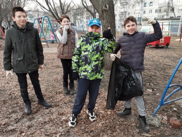Экологический десант в ТОС «Связь»! 