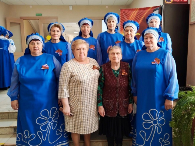 Гул аплодисментов и искренние улыбки зрителей! 