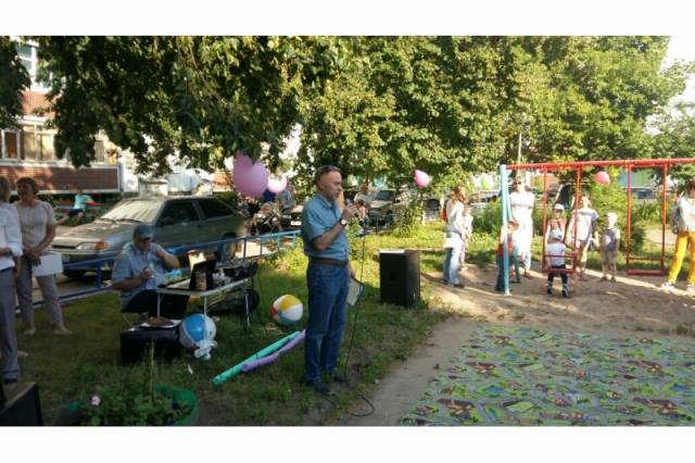 В Заволжском районе праздник двора объединил более 300 жителей