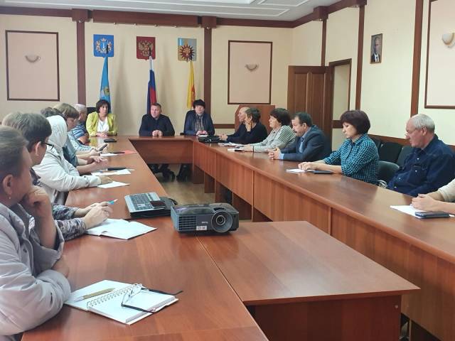 Сегодня с рабочим визитом Ассоциация ТОС Ульяновской области посетила Новомалыклинский район