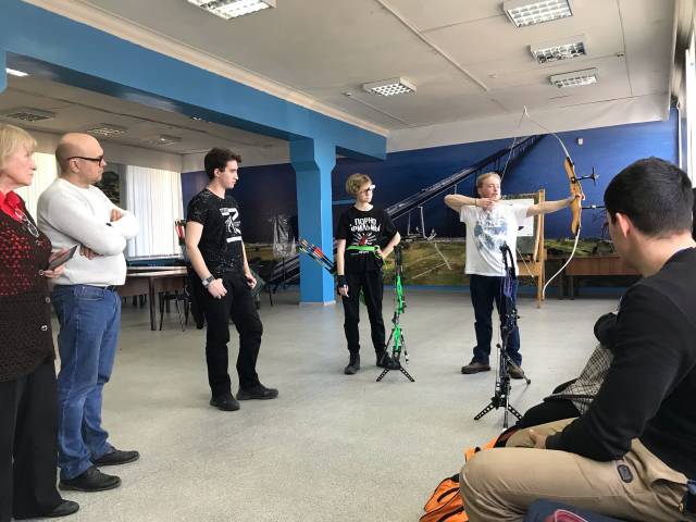 30 марта Ульяновская областная федерация стрельбы из лука провела первый урок по стрельбе в конференц-зале Ассоциации ТОС Ульяновской области.